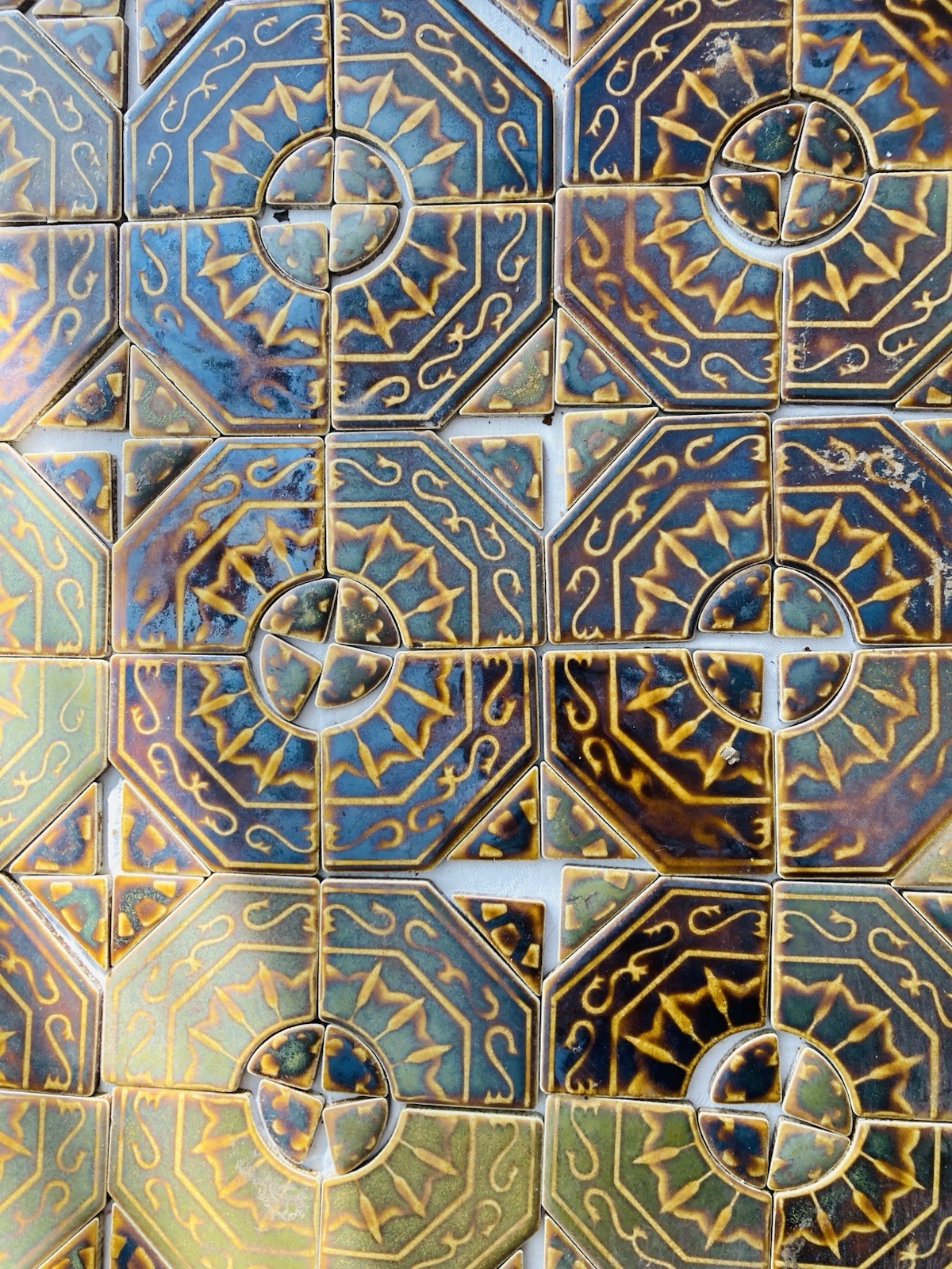 Mid-Century Japanese Sunburst Medallion Tiles — 88 Complete Medallions, 1970s