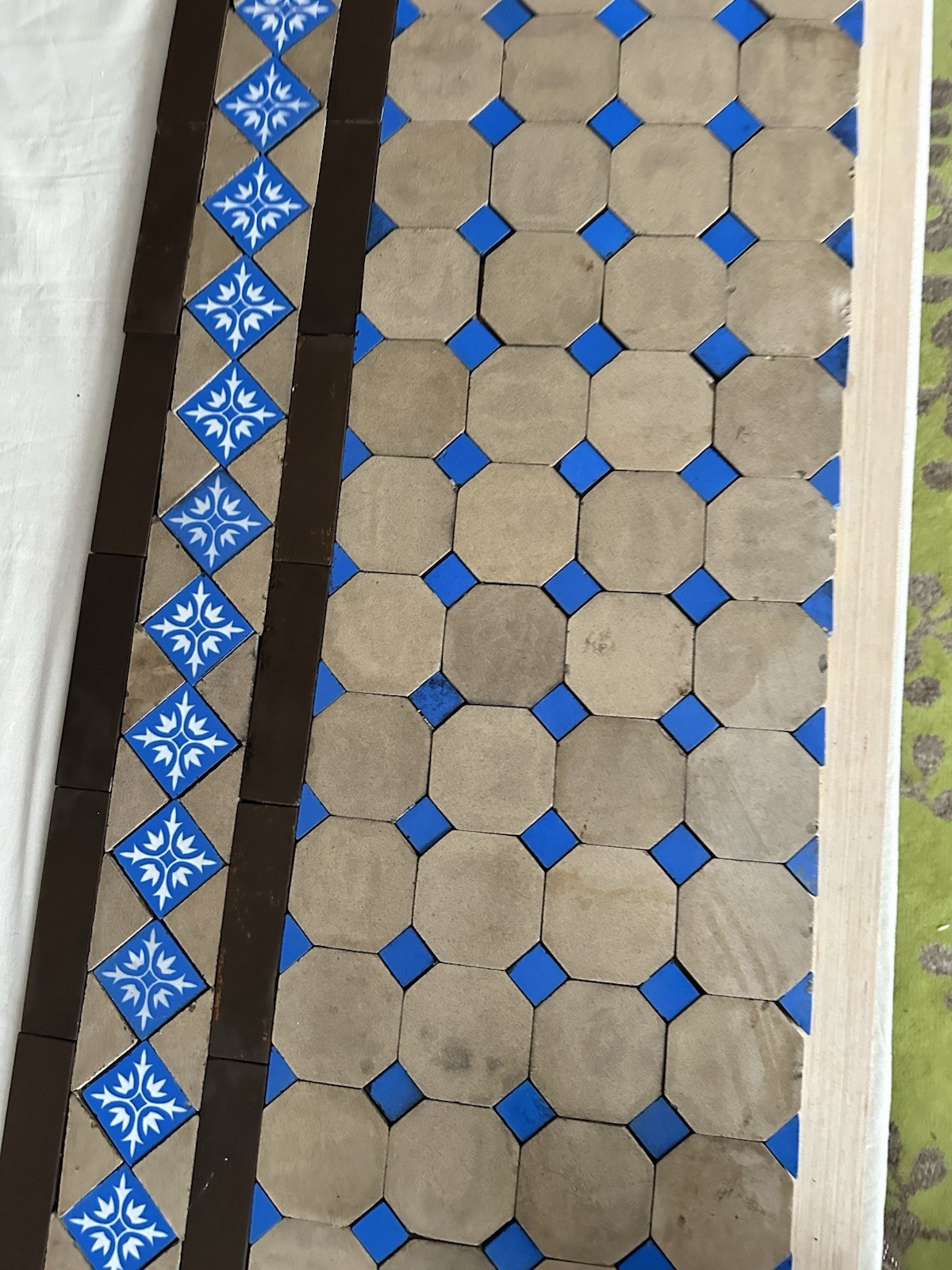 Antique AETCO Cobalt & Café Mosaic Hearth — Zanesville c.1890 - Image 2