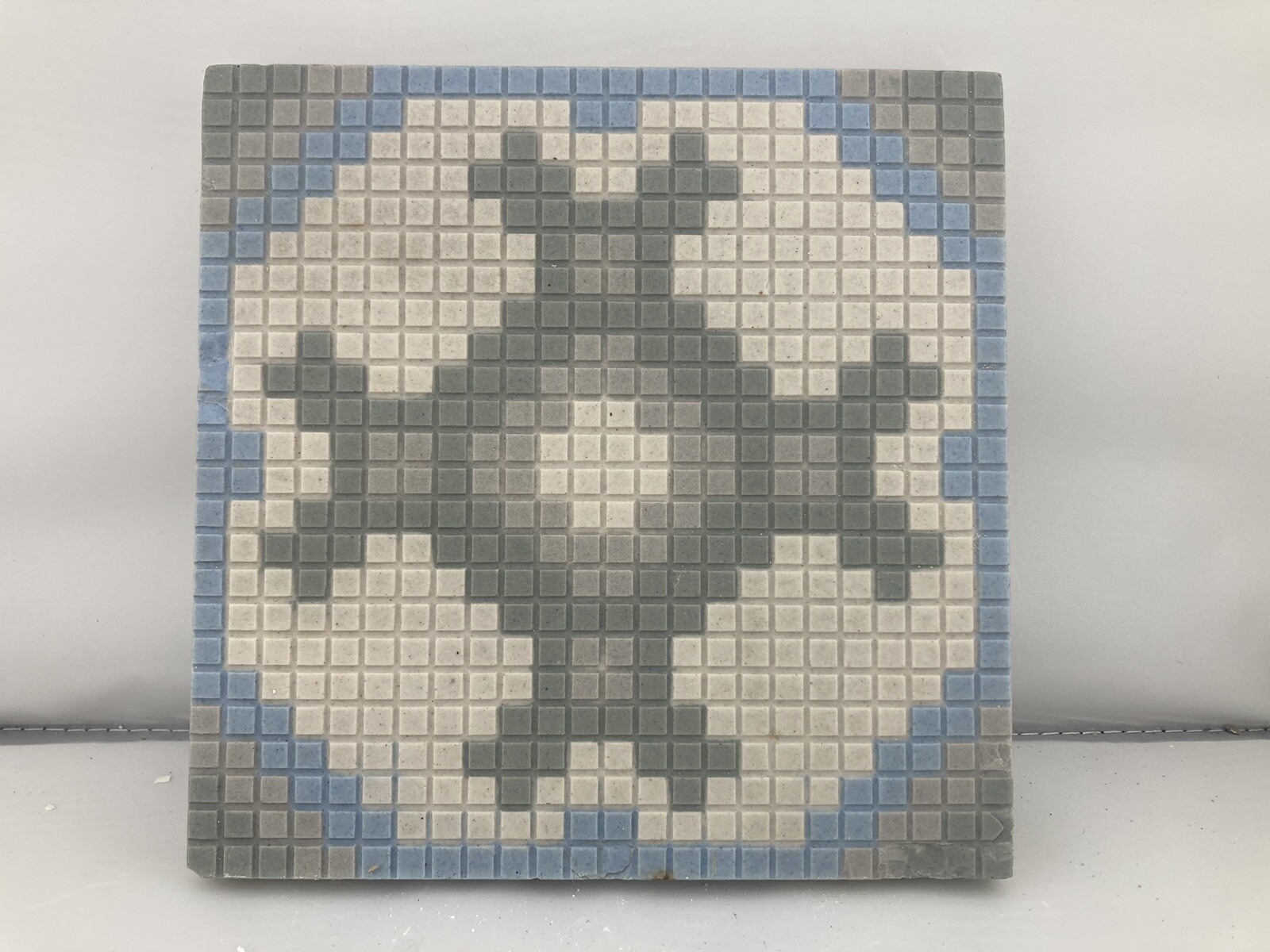 Antique AETCO Alhambra Hearth Mosaic (28-Tile)