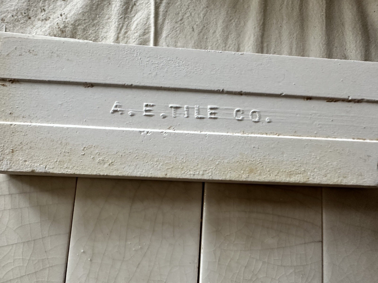 Antique AETCO White Fireplace Tiles 6x2 Subway — Arts and Crafts Set, 57 Tiles