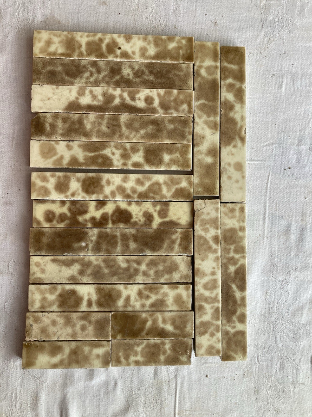 Antique Caramel Spotted Giraffe-Glaze Tile Lot — 20 Pieces - Image 2